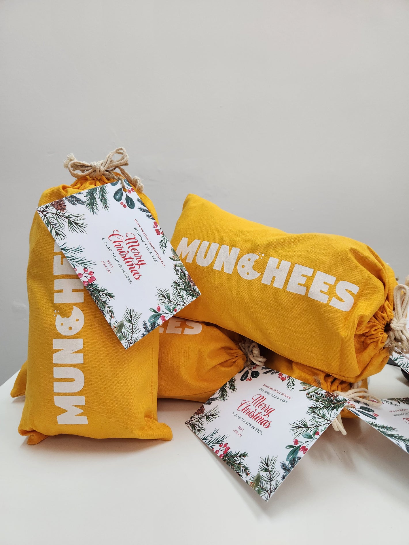 MUNCHEES Reusable Christmas themed snack pouches for Gibson Dunn and Crutcher